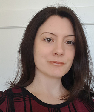 Grace Lewis headshot